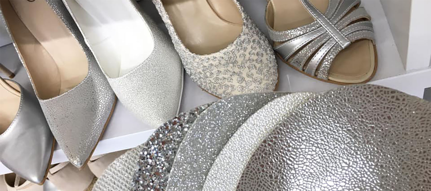 výběr materiálu svatebních bot